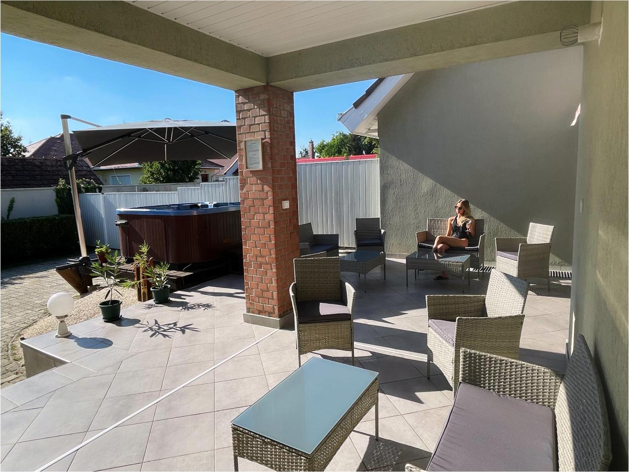 Nikolux Apartman Hajdúszoboszló Exterior foto