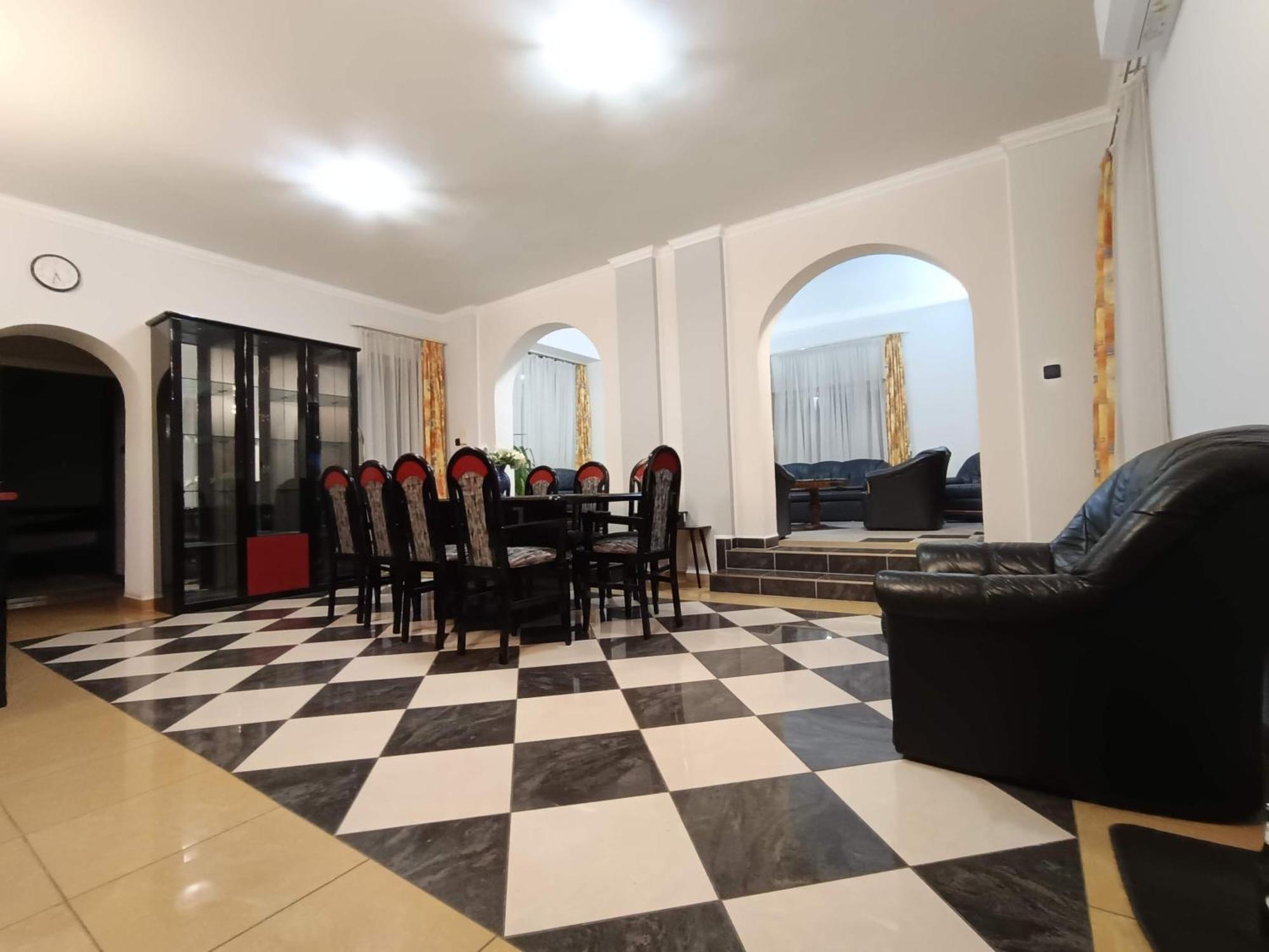 Nikolux Apartman Hajdúszoboszló Exterior foto