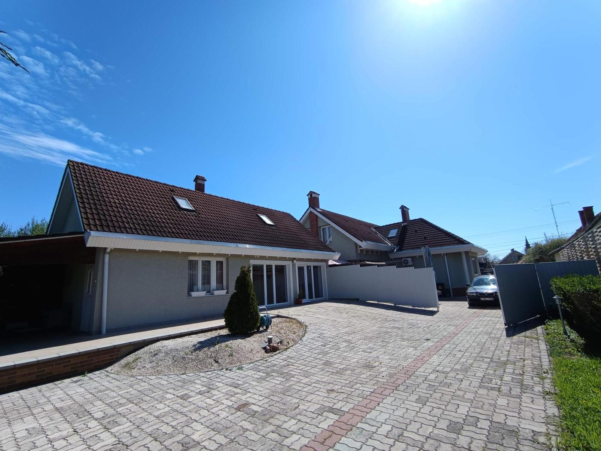 Nikolux Apartman Hajdúszoboszló Exterior foto